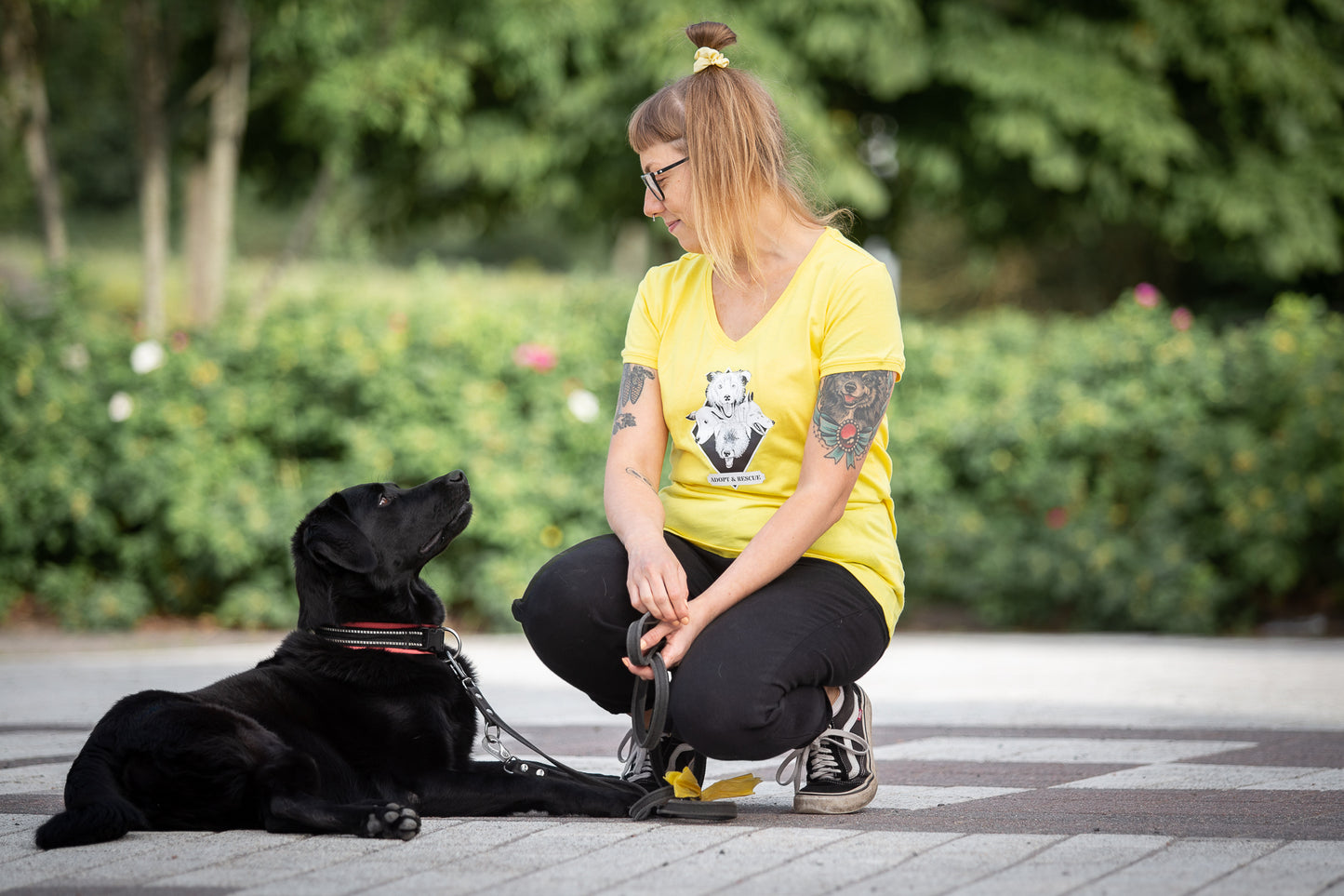 Adopt & Rescue T-paita, keltainen ladyfit