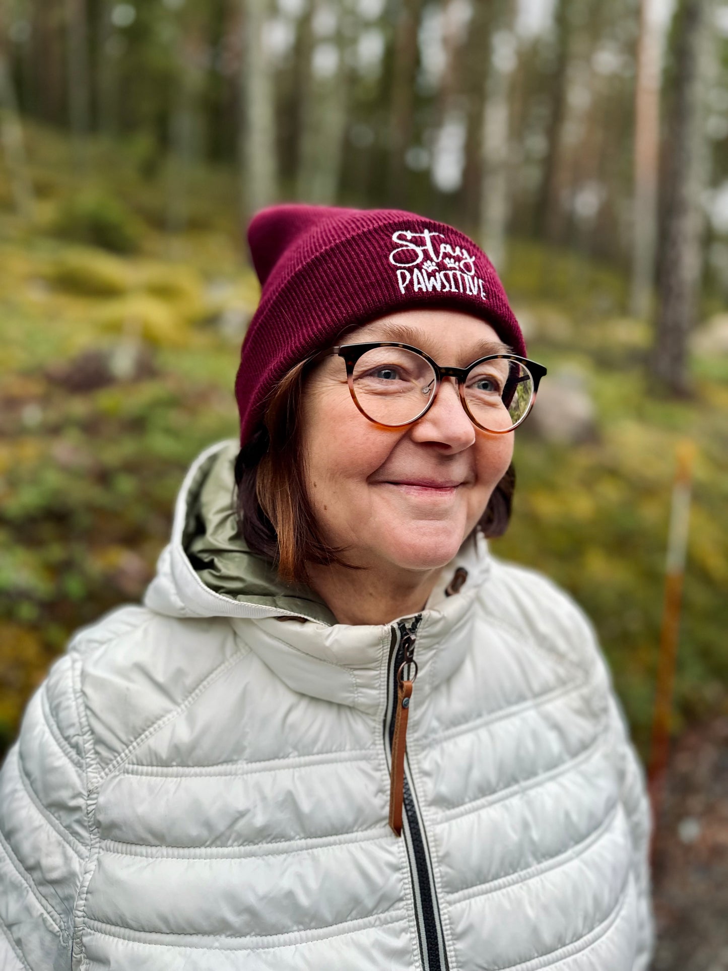 Stay Pawsitive -pipo, eri värejä