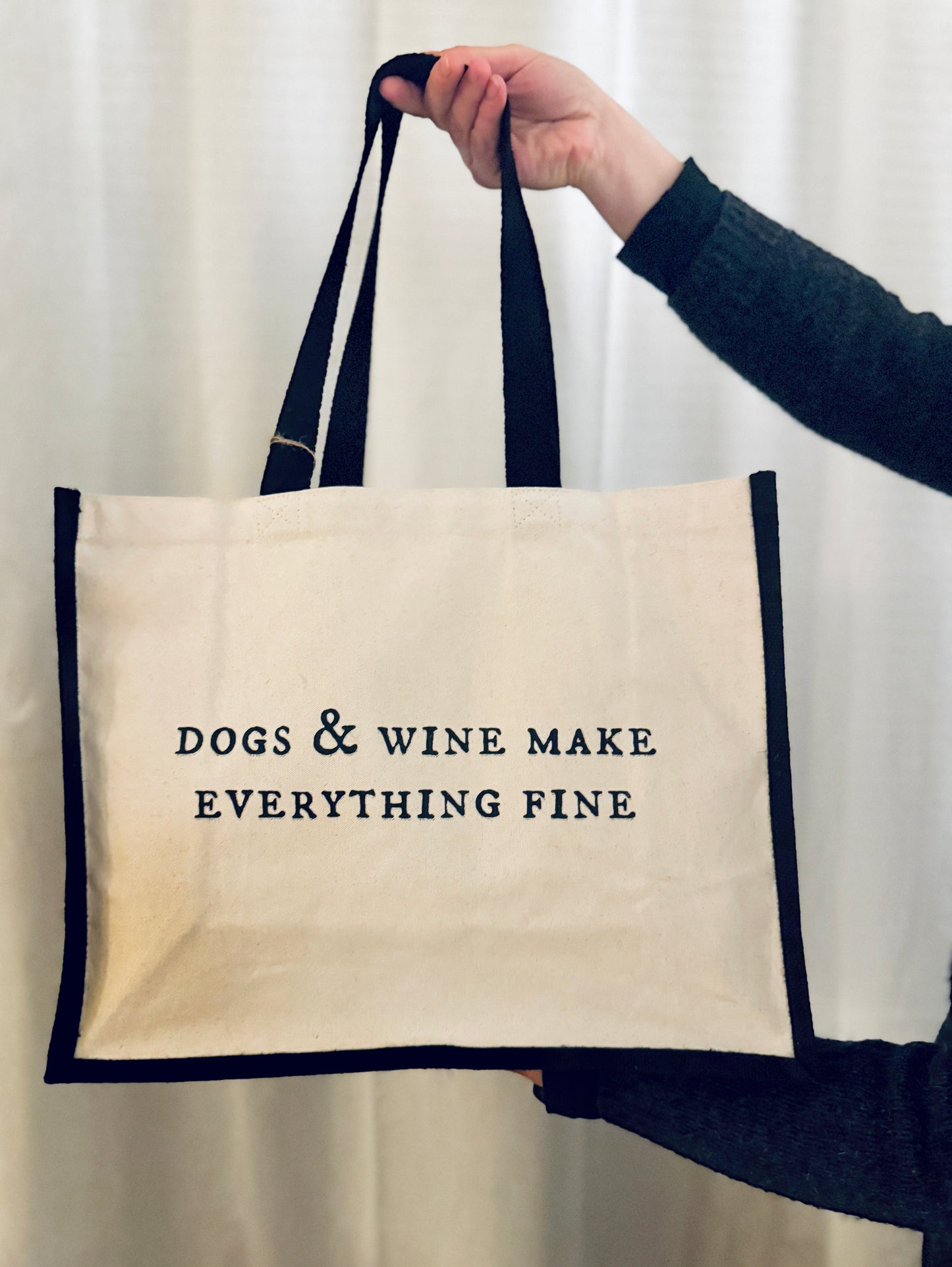Dogs & wine - juuttikassi, musta