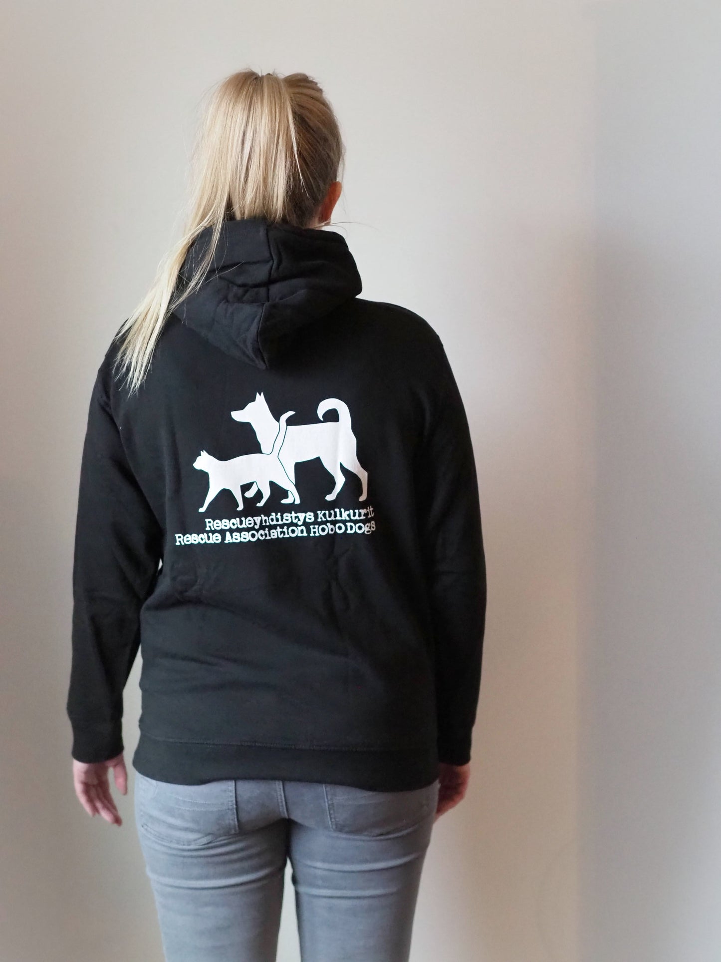 Kulkurit-huppari pullover, musta
