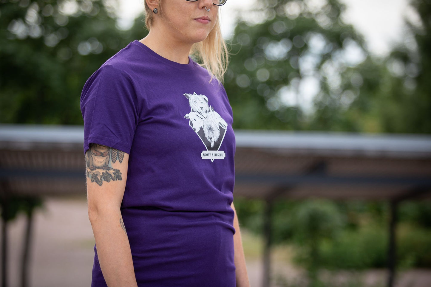 Adopt & Rescue T-paita, lila unisex